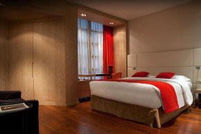 Отель Golden Tulip Opera de Noailles  Париж